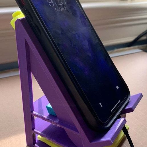 IMG_0645_cropped_1.jpg Support de téléphone multifonctionnel