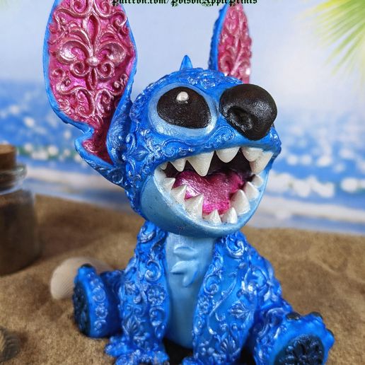 IG4.jpg Disney Ornamental #6 - Stitch (Lilo & Stitch)