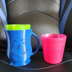 Free STL file Cup Cradle, Stand Cup Holder with Felt Edge 🍾・3D printer  model to download・Cults