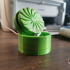 WhatsApp-Image-2022-04-25-at-12.34.08-PM-2.jpeg STL file Customizable Herb Grinder・3D printable model to download
