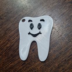 20230527_235041.jpg Fichier 3MF Porte-clés Muelita Smiling・Plan pour imprimante 3D à télécharger