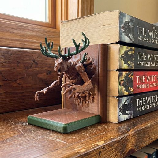 🌲 The Leshen’s Grasp - Witcher Inspired Monster Bookend
