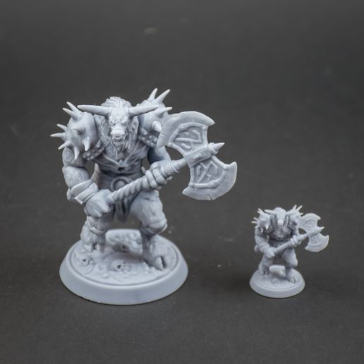 Patreon-february-3d-miniature-release-my3dprintforge-6.jpg Minotaur with axe 32mm and 75mm pre-supported