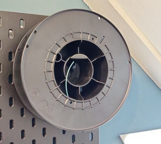 IMG_20220708_110320_Groot.jpg Porte-filament unique Skadis