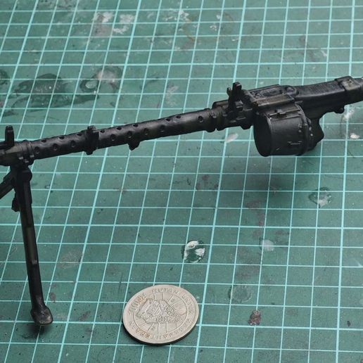🔫 Recommended Title WWII German MG 34 Machine Gun – Miniature