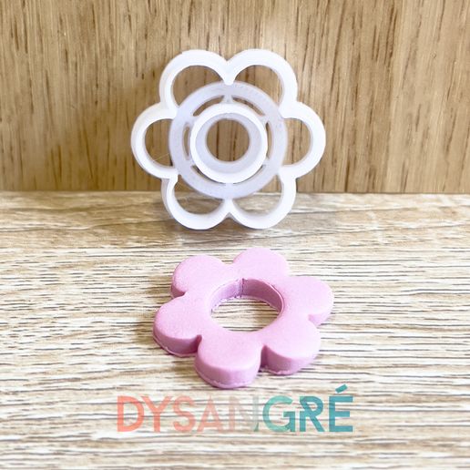 Emporte-pièce Fleur N°5 – Impression 3D PLA – Violet – 8x7,6 Cm
