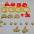 IMG_20181211_121216.jpg PAC-MAN cookie cutters set