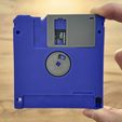 Card_Storage_2.jpg 💾Retro Floppy Disk -Scale 1:1- Micro SD Cards Organizer – Holds 12 Cards