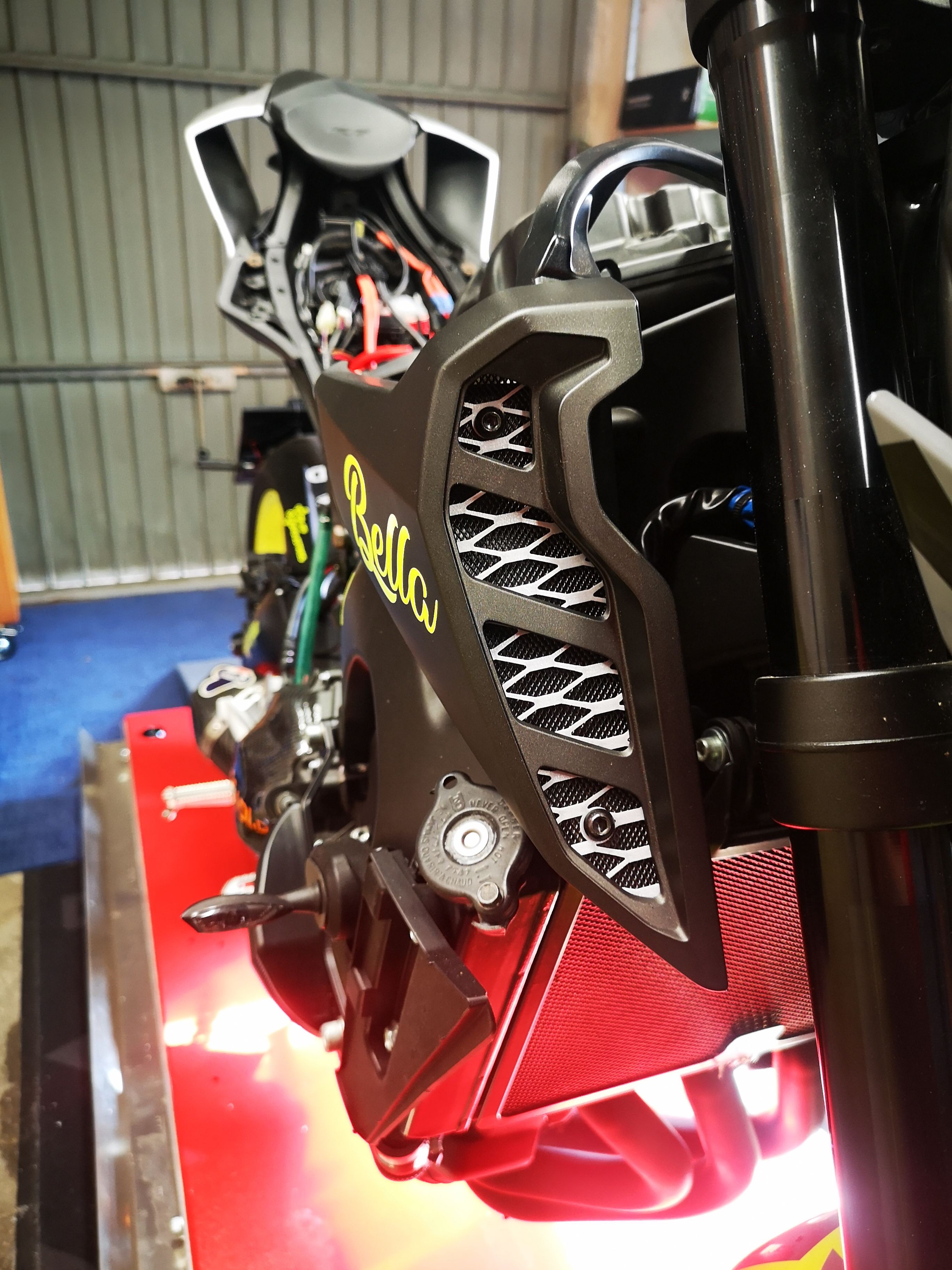 Download STL file MT09 RN43 Air Intake/Outtake RS design grille • 3D