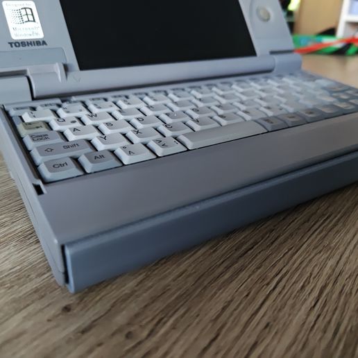 💻 Toshiba Libretto 50CT 18650 batteries enclosure・ STL File for