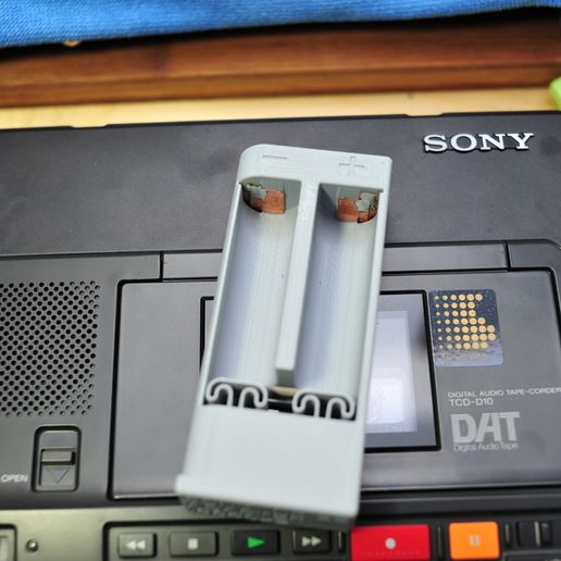 🔋 SONY DAT TCD D10 D10 PRO II battery adapter・Free STL File for