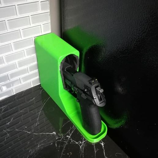 51258173_10217948813773292_6431841485720649728_n.jpg Porta-pistolas