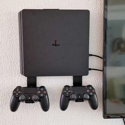 imagasfde-4.jpeg PS4 SLIM WALL MOUNT and game controllers