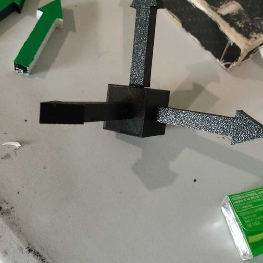 Ensamble_Cubo_1.jpeg XYZ axes