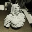 b2d5e8de-aaa7-4b2d-9afa-5079caa7483f.jpg Escultura de mármol Doom Busto 2026