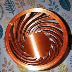 Jarra grande em espiral