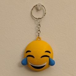 IMG_20200907_230102-01.jpg 3D file Tears of joy emoji keychain・Template to download and 3D print