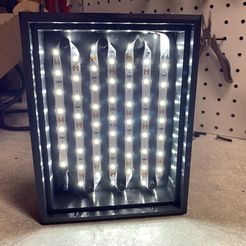 Photo_Feb_04_12_41_25_PM.jpg Lithophane Stand Light Box LED