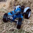 IMG_6832.jpg FORD 1/10 tractor (RC version)