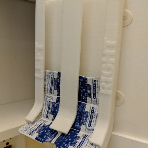 Daily Wear Contacts Dispenser Rack - Acuvue Oasys 3D model