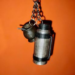IMG_20220806_002432_407.jpg MATTE KEYCHAIN AND THERMOS