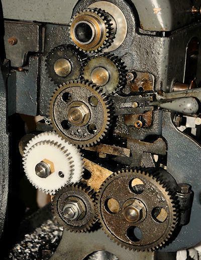 metric_gearing2.jpg Craftsman 109 Lathe Gears, Keyed Hub, and Banjo