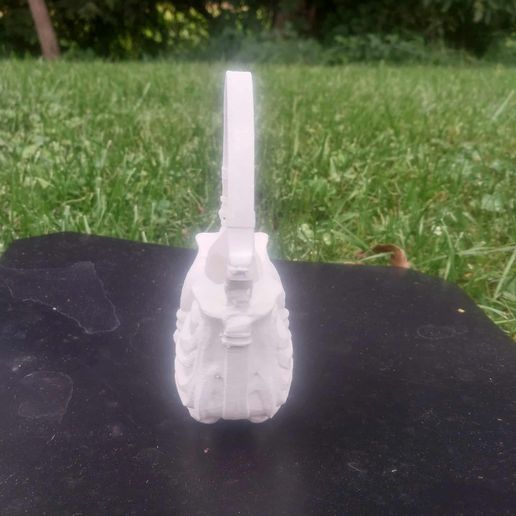 540489224_790620456894382_4206325036103917876_n.jpg Bone Purse