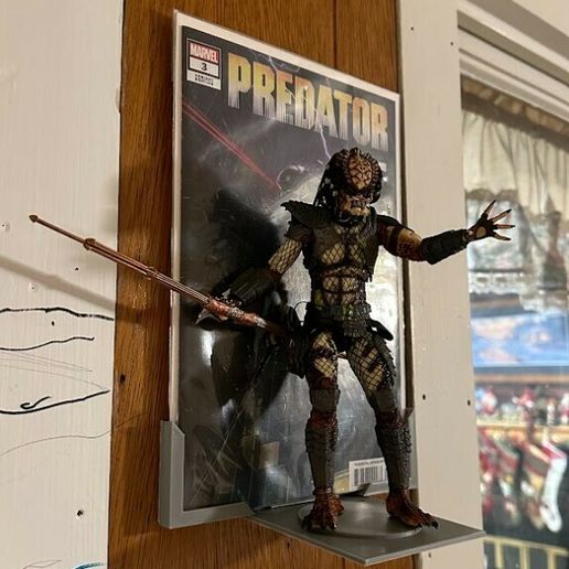 Screenshot-2023-12-12-221532.jpg Adjustable Comic Stand