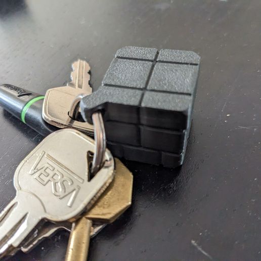 PXL_20230124_123109527.jpg Stash Cube Key Ring
