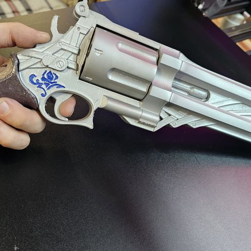 DMC5 Nero Blue Rose Gun Cosplay 3D print model