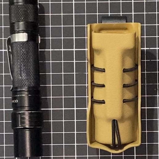 4.jpeg kydex flashlight holder