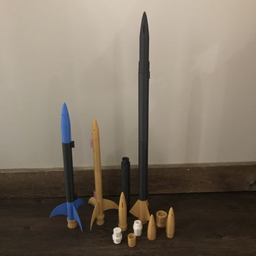 IMG_1539-1.jpg Model Rocket Assembly 18mm Estes Engine