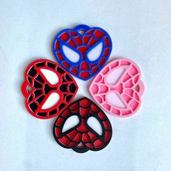 Imagen-de-WhatsApp-2023-02-03-a-las-15.52.49.jpg keychain Spiderman/ spider man keychain