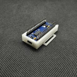 WhatsApp-Image-2022-10-15-at-10.30.30-PM-1.jpeg Case for bracelet with Arduino Nano