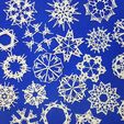 20191221_153931.jpg 100 Snowflakes
