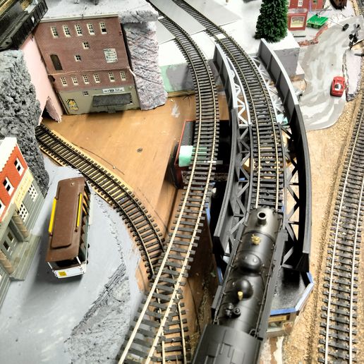 HO Scale Curved Bridge