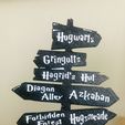 IMG_1180.jpg Harry Potter - Signpost bookmark