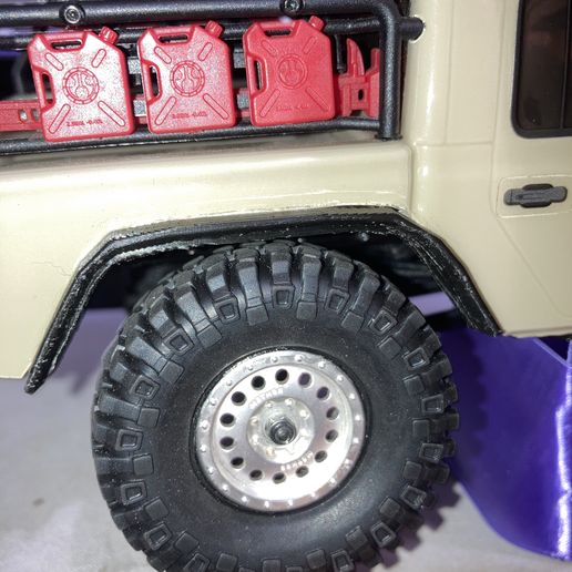 IMG_3215.jpg scx24 gladiator fender delete