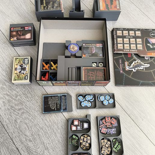 IMG_20251117_123630398.jpg Светлячок: The Game (Special Edition) - вставка для настольной игры / решение для хранения