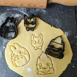 345969820_562806565999664_5300068997009586895_n.jpg STL file Ghibli x3 cute small cookie cutter・3D printing idea to download