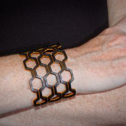 DSC_3687.jpg Hive Bracelet