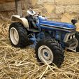 IMG_7119.jpg FORD 1/10 tractor (RC version)