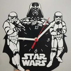 WhatsApp-Image-2023-12-05-at-21.16.07.jpeg Horloge murale Star Wars