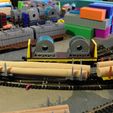 IMG_0911.jpg 50-футовый вагон для бревен/труб в масштабе N с сцепками Micro-Trains