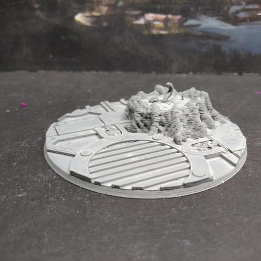 Remixed 90mm base for Redemptor Dreadnought 3D model