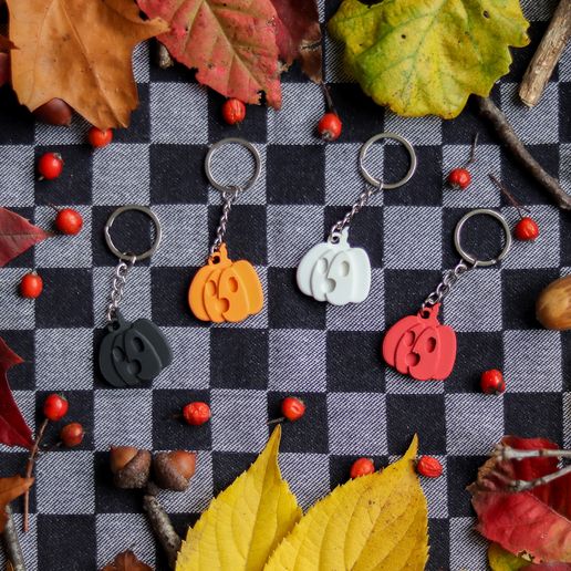 Suprised_Pumpkin_Keychain_Autumn_Series-2.jpg Surprised Pumpkin Keychain | Autumn Series | Halloween