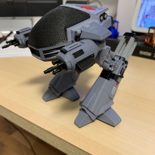 Робокоп ED-209 (Omni Consumer Products)