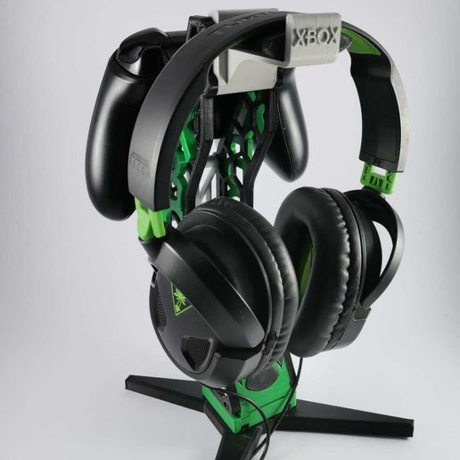 71063c0e-cf5e-41db-87b3-8bc36c133bbd.jpg (Xbox) Headset & Controller stand