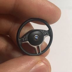 E8C47A41-0B78-4633-AC1C-94F852950073.jpg BMW X5 4.6IS E53 volant pour modèle réduit Kyosho