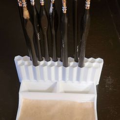 20230516_055149.jpg Free STL file Brush holder・Template to download and 3D print